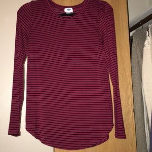 Old Navy Long sleeve tee shirt